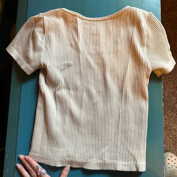 Beige Ribbed Crop Top - Picture 3 of 3